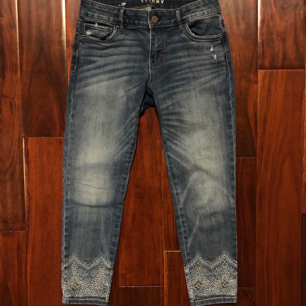 White House Black Market Skinny Crop Jeans 2P